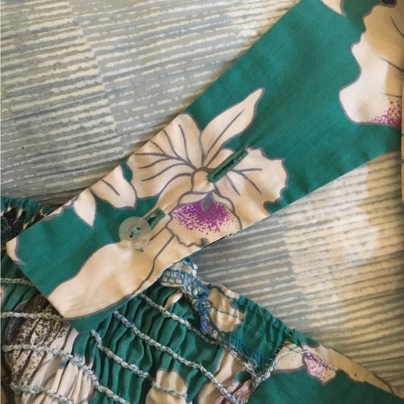 Rare 1980’s Vintage Hawaiian Floral Teal fitted sundress with Purple Accents - Picture 6 of 6